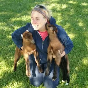 Meet your Posher, Holly